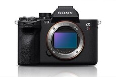 索尼官宣5月13日发布新品：呈现新一代R