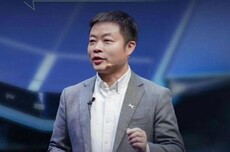 何小鹏谈车企合作：大众买回去实测50万公里还拆个遍，以前从没见过