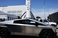 “马斯克第二股”要来了 美媒：SpaceX IPO威胁特斯拉“光环”