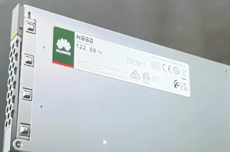 华为新封装技术打造122TB SSD:规避3D NAND芯片制裁