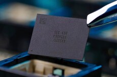消息称三星电子完成900层超高堆叠3D NAND闪存原型开发