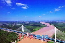 与河共舞，济南如何“城”势而上？