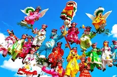 乾务飘色丨钢枝暗渡凌空舞，彩袖轻扬汇色春