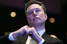 SpaceX IPO创纪录融资750亿美元 马斯克成全球首位万亿富翁