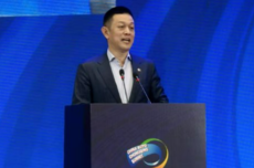 纯电首超油车!蔚来李斌:趋势不可逆转只会加速