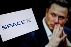 SpaceX神话背后：那些鲜为人知的时刻