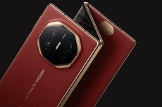 华为Mate XT2首发U型阔三折：彻底解决内屏易刮花痛点