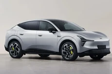 MONA系列首款SUV,小鹏L03粉色版实车曝光