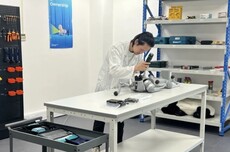 京东在欧洲推出机器人维修服务，“救护车”上门服务覆盖英国、德国等地