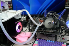 给显卡装台冰箱:RTX 3060从60°C暴降至22°C