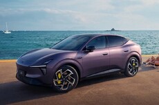 小鹏MONA首款SUV L03“极光紫”官图发布:对标30万级开发