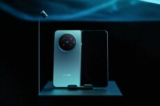 vivo X Fold6正式发布：一屏同开4个App，7999元起售