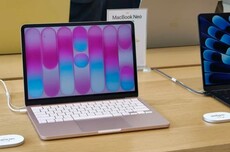 突发！苹果深夜大涨价，黄牛疯狂囤货，iPhone 18危险了