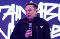 SpaceX股价大幅回撤,马斯克身家缩水已不再是万亿富豪
