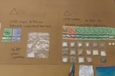 加拿大温哥华警方缉毒照片被发现带有“AI生成”标签