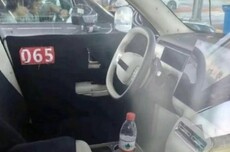 疑似小米SkyNomad新车工程版本内饰曝光