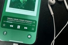 全网吵翻!到底是谁带头取消了有线耳机?网友:错怪苹果了