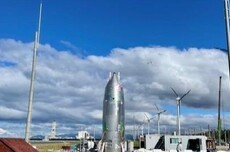 日本可重复使用火箭RV-X实验机体首次试飞成功