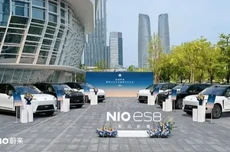 整车38.28-42.28万/租电27.48-31.48万元起,蔚来ES8大五座版交付
