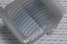 全球首发：中国镓仁半导体建成6/8英寸氧化镓同质外延量产线