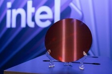 双面供电!英特尔14A2魔改工艺硬刚台积电1.4nm