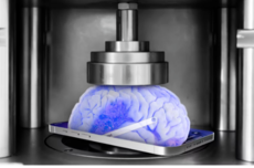 手机AI的DeepSeek时刻：Bonsai 27B模型登场，苹果iPhone 17 Pro可运行