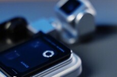 韩路上手荣耀机器人手机Robot Phone：有潜力成为自媒体神器