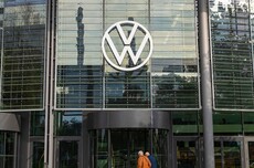 大众宣布裁员10万人!德国表态:不反对中国车企接手德汽车工厂