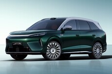 比亚迪“8系唐”定妆照公布：定位中大型大五座SUV，纯电续航超800km