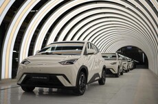 比亚迪巴西工厂第10万辆新能源车正式下线 在岗员工破5500人