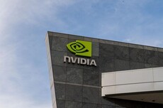 英伟达被曝大规模收购美国暗光纤,潜在带宽达7.6Pb/s