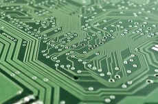 数据中心CPU价格飙升,英特尔、AMD与中国客户讨论超一年期供应协议