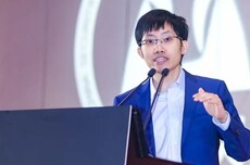 中国最敢烧钱的4个男人,开始正面交锋