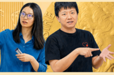 丘成桐邀王虹邓煜回国任教，清北斗了20年竟发现对手不是彼此