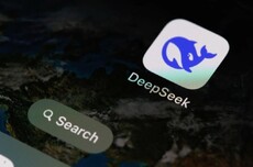 DeepSeek V4“满血版”曝光了!最快明天发布