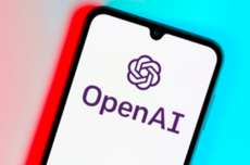 内存有望不再短缺!报告示警OpenAI存严重财务黑洞:恐带动AI连锁崩盘