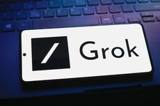 马斯克推出适用于微软Outlook的Grok插件，可AI整理邮件、总结摘要等