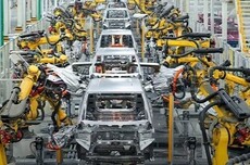 日本车企,集体学中国