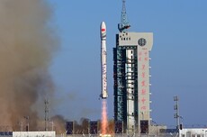 中国成功发射通信技术试验卫星二十七号A/B星