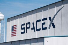 SpaceX市值蒸发超1.2万亿美元，已经跌掉了一个特斯拉