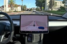 特斯拉FSD v15早期版本已上路，Robotaxi车队率先搭载