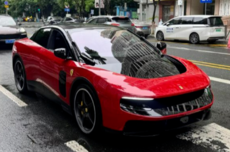 一车难求!法拉利首款纯电车型Luce卖爆:下单两年后才能提车