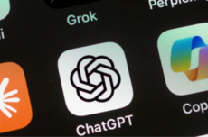 ChatGPT突发封杀令!全球AI写手一夜断粮
