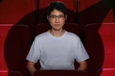 荣耀官宣韩寒出任“荣耀影像创想家”