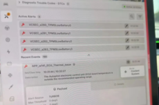 400万辆特斯拉升级FSD高温故障频发背后:中美智驾监管存根本差异