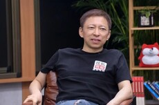 张朝阳：英语表达有内在文化 学好能提升理性思维
