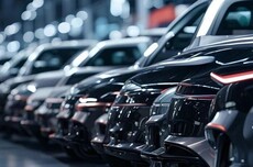 专家辟谣“车市半年发了五六百款新车”