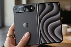 苹果iPhone Ultra 9月亮相:将直接带动全年折叠屏出货量大涨20%