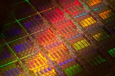 半导体产业的基石原料!美国对多晶硅及其衍生产品加征关税