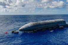 星舰第13次试飞上面级溅落后保持完整,但马斯克称回收情况不乐观